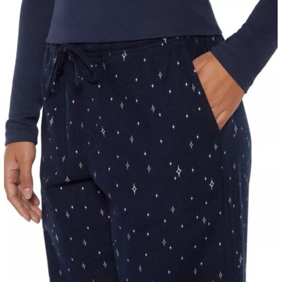 Gap Women's V neck Top Flannel Bottom Pajama Set Size XL 2 Piece Midnight Stars - Picture 5 of 7